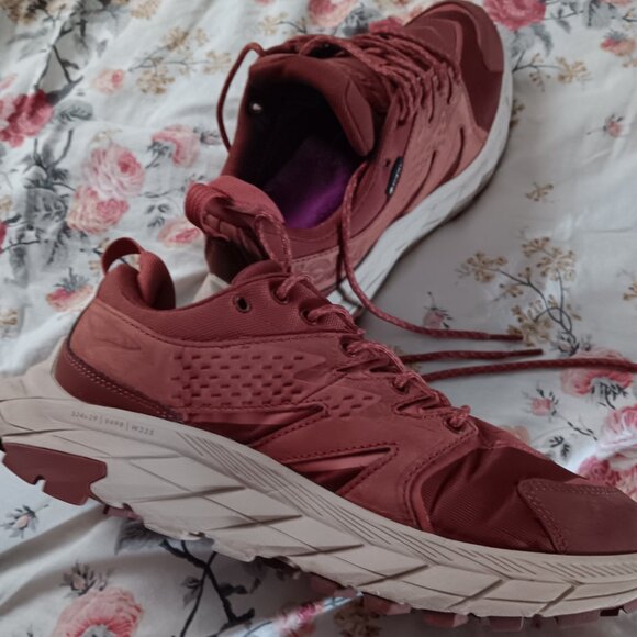 Hoka One One 9.5B (wide) Burgundy women's 42EU - Picture 2 of 13